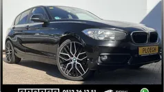 Zwart, metallic lak Gebruikt 2019 BMW 118 Executive Hatchback | € 11.700 (Eerlijke prijs)