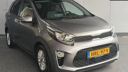 Grijs Occasion 2023 Kia Picanto Hatchback | € 15.950 (Eerlijke prijs)
