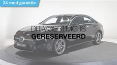 Zwart, metallic lak Gebruikt 2020 Mercedes A250 AMG Sedan | € 28.850 (Eerlijke prijs)