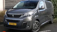 Gris platinium (grijs metallic) Gebruikt 2021 Peugeot Expert Premium Van | € 13.750 (Goede deal)