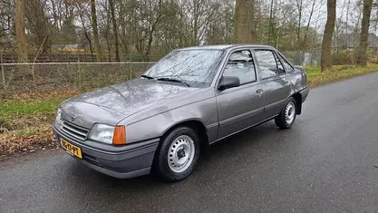 Gebruikt 1989 Opel Kadett Sedan | € 2.950