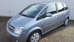 Grijs Gebruikt 2004 Opel Meriva Cosmo MPV | € 1.850 (Eerlijke prijs)