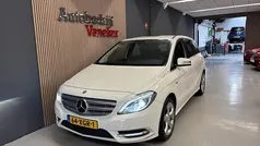 Wit Gebruikt 2012 Mercedes B180 Ambition MPV | € 6.750 (Eerlijke prijs)