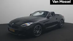 Zwart Gebruikt 2019 BMW Z4 Executive Cabriolet | € 37.495 (Eerlijke prijs)