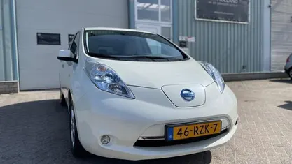 Occasion Nissan Leaf Base 80 kW (109 PK) 2011 Wit Hatchback