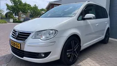 Wit Gebruikt 2008 VW Touran Highline MPV | € 5.995 (Eerlijke prijs)