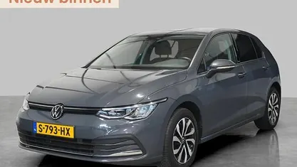 Occasion 2022 VW Golf VIII Business Hatchback | € 19.895 (Eerlijke prijs)