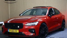 Rood Gebruikt 2020 Volvo S60 R-Design Sedan | € 27.750 (Eerlijke prijs)