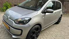 Grijs Gebruikt 2015 VW up! move up! Hatchback | € 6.950 (Eerlijke prijs)