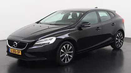 Occasion 2021 Volvo V40 Inscription Hatchback | € 15.690 (Goede deal)