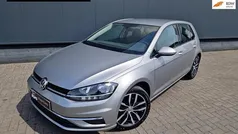Grijs Gebruikt 2017 VW Golf VII Highline Hatchback | € 15.950 (Eerlijke prijs)