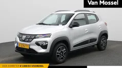 Grijs Gebruikt 2022 Dacia Spring Comfort Hatchback | € 10.900 (Eerlijke prijs)