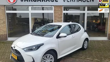 Gebruikt 2022 Toyota Yaris Active Hatchback | € 18.800 (Eerlijke prijs)