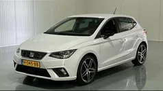 Wit, metallic lak Gebruikt 2020 Seat Ibiza Business Hatchback | € 15.490 (Eerlijke prijs)