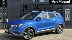 Blauw Gebruikt 2020 MG ZS Luxury Sedan | € 15.495 (Eerlijke prijs)