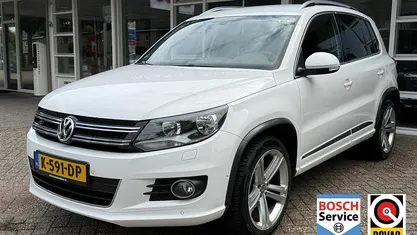 Wit Occasion 2013 VW Tiguan R-line SUV | € 10.800 (Eerlijke prijs)