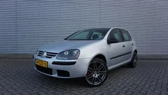 Hatchback Gebruikt 2008 VW Golf VI Trendline Hatchback | € 3.450 (Eerlijke prijs)