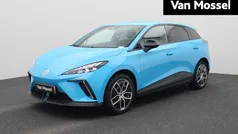 Blauw Gebruikt 2023 MG MG4 EV Luxury Hatchback | € 23.400 (Eerlijke prijs)