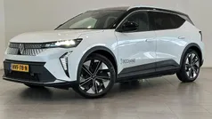 Gebruikt 2025 Renault Scénic Techno MPV | € 43.595 (Eerlijke prijs)
