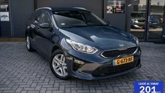 Blauw, metallic lak Gebruikt 2019 Kia Ceed Sportswagon Stationwagen | € 13.990 (Eerlijke prijs)