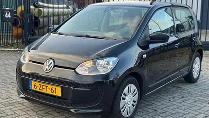 Gebruikt 2015 VW up! move up! Hatchback | € 4.450 (Eerlijke prijs)