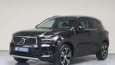 Zwart Gebruikt 2019 Volvo XC40 Inscription SUV | € 27.450 (Eerlijke prijs)