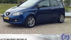 Blauw, metallic lak Gebruikt 2006 Seat Altea Reference MPV | € 1.850 (Eerlijke prijs)