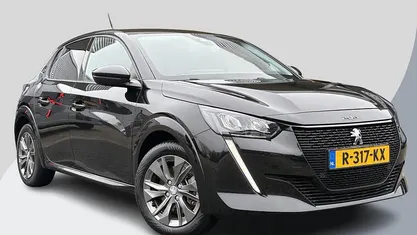 Gebruikt 2022 Peugeot e-208 Allure Hatchback | € 15.600 (Goede deal)