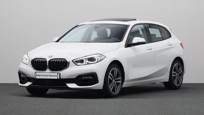 Wit Gebruikt 2020 BMW 118 Executive Hatchback | € 24.880 (Eerlijke prijs)