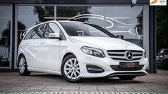 Wit, metallic lak Gebruikt 2017 Mercedes B180 Edition MPV | € 15.745 (Goede deal)