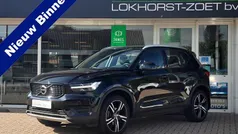 Zwart Gebruikt 2019 Volvo XC40 Momentum SUV | € 27.750 (Eerlijke prijs)