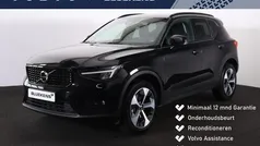 Zwart Gebruikt 2023 Volvo XC40 Plus SUV | € 40.900 (Eerlijke prijs)