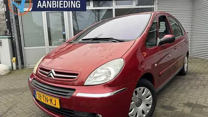 Occasion Citroën Xsara Picasso 109 PK (80 kW) 2006 Rood MPV