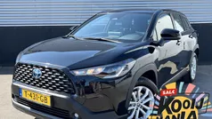 Zwart Gebruikt 2023 Toyota Corolla Cross Active SUV | € 34.399 (Eerlijke prijs)