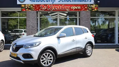 Gebruikt 2020 Renault Kadjar Zen SUV | € 18.690 (Eerlijke prijs)