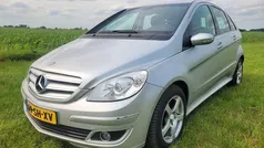 Grijs Gebruikt 2006 Mercedes B170 MPV | € 3.350 (Eerlijke prijs)
