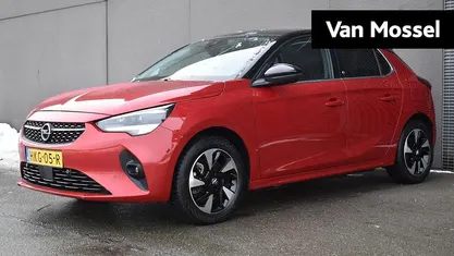 Occasion Opel Corsa-e Elegance 11 kW (15 PK) 2025 Rood Hatchback