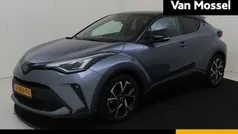 Grijs Gebruikt 2020 Toyota C-HR Business Edition SUV | € 24.935 (Eerlijke prijs)