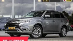 Gebruikt 2020 Mitsubishi Outlander Intense+ SUV | € 24.350 (Eerlijke prijs)