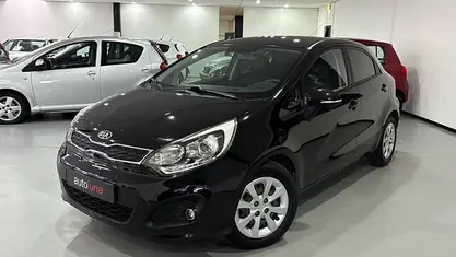 Gebruikt 2012 Kia Rio Plus Hatchback | € 6.499 (Eerlijke prijs)