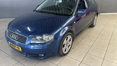 Blauw Gebruikt 2003 Audi A3 Ambition Hatchback | € 1.799 (Eerlijke prijs)