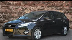 Zwart, metallic lak Gebruikt 2012 Ford Focus Titanium Stationwagen | € 7.945 (Eerlijke prijs)
