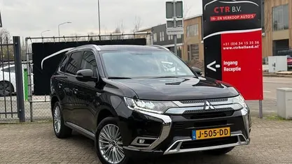 Occasion Mitsubishi Outlander 135 PK (99 kW) 2020 Zwart SUV