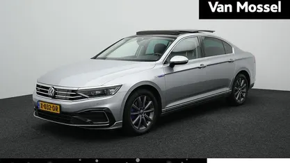 Gebruikt 2023 VW Passat Business Sedan | € 22.900 (Goede deal)