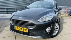 Grijs Gebruikt 2017 Ford Fiesta Titanium Hatchback | € 10.945 (Eerlijke prijs)