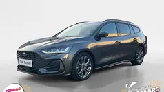 Grijs Gebruikt 2023 Ford Focus ST-Line Stationwagen | € 23.940 (Eerlijke prijs)