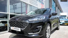 Zwart Gebruikt 2022 Ford Kuga Vignale SUV | € 29.950 (Eerlijke prijs)