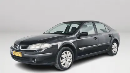 Zwart Gebruikt 2007 Renault Laguna III Business Hatchback | € 2.250 (Eerlijke prijs)