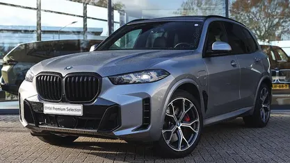 Grijs Gebruikt 2024 BMW X5 Executive SUV | € 93.950 (Eerlijke prijs)