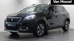 Zwart Gebruikt 2018 Peugeot 2008 Allure SUV | € 13.540 (Eerlijke prijs)